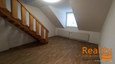 nájem 2+1 Napajedla loft