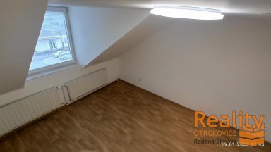 nájem 2+1 Napajedla loft