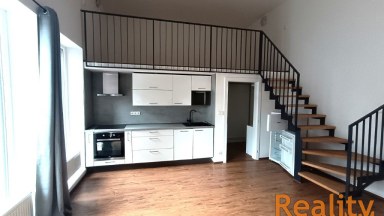 nájem 2+kk Zlín Malenovice