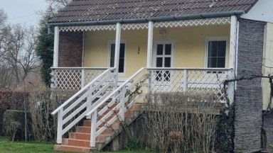 Pronájem zděné chaty se zahradou